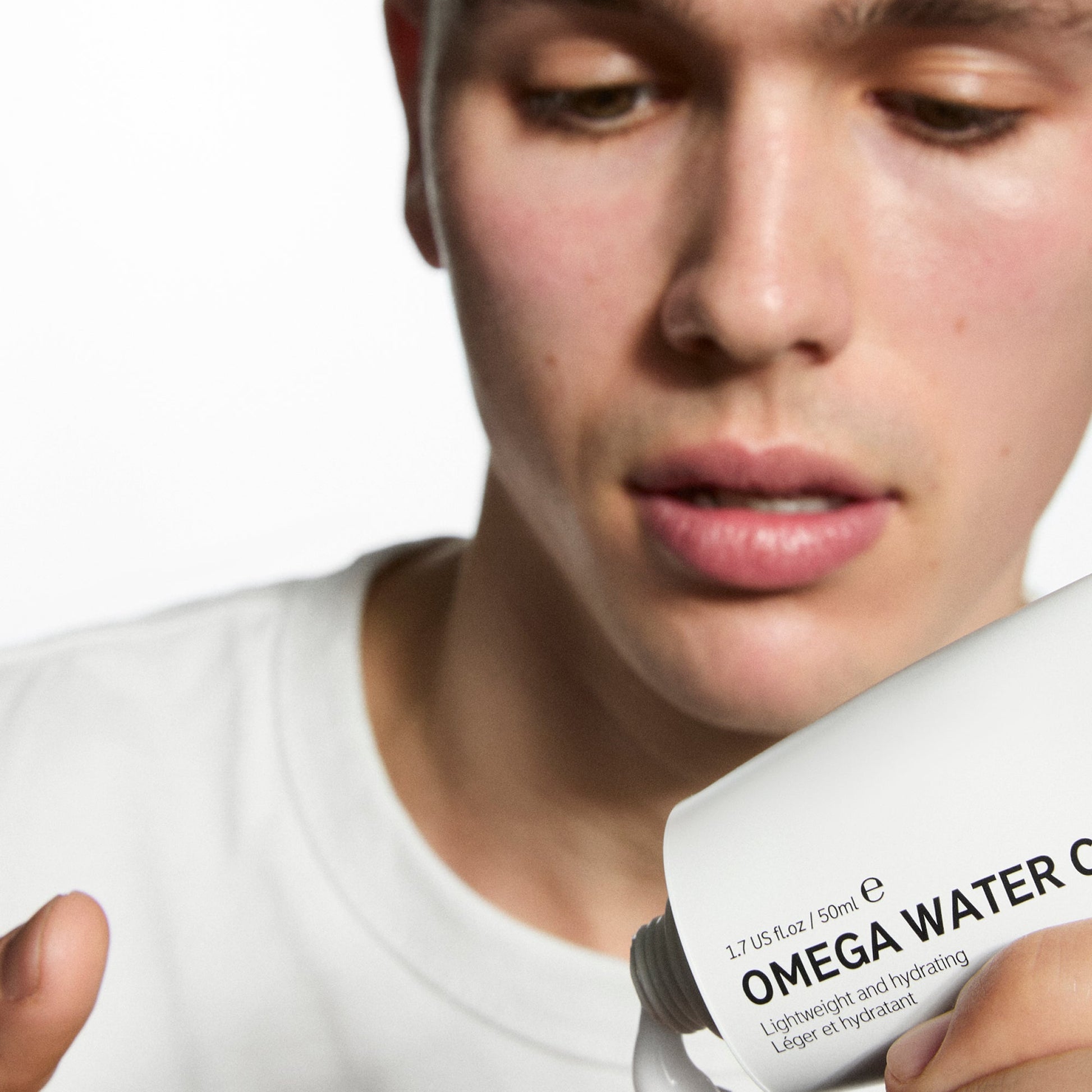 supersize-omega-water-cream-100ml-z6 Omega100_Model_2000x2000_62065fcd-8c1b-4831-aefc-6f05325600fd.jpg